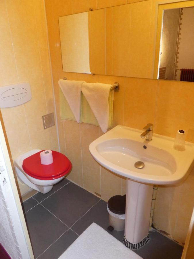 Etanit ! Etape Calme Et Parking Velo, Bicycle - Connection Tous A 1Mn Bus,Train Et Aeroport - Plein Centre De Beziers Pour Visiter,Manger - Chambres Climatisees, Spacieuses Amenagees Pour Singles, Couple, Et Ou Familles - Consigne Et Petit Dej En Plu Béziers Eksteriør bilde